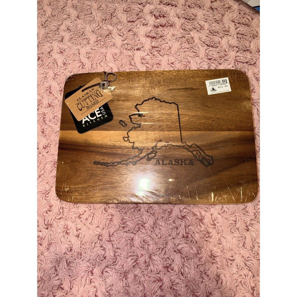 Disney Parks ALASKA Cutting Board Laser-Etched Food Wood New Sealed